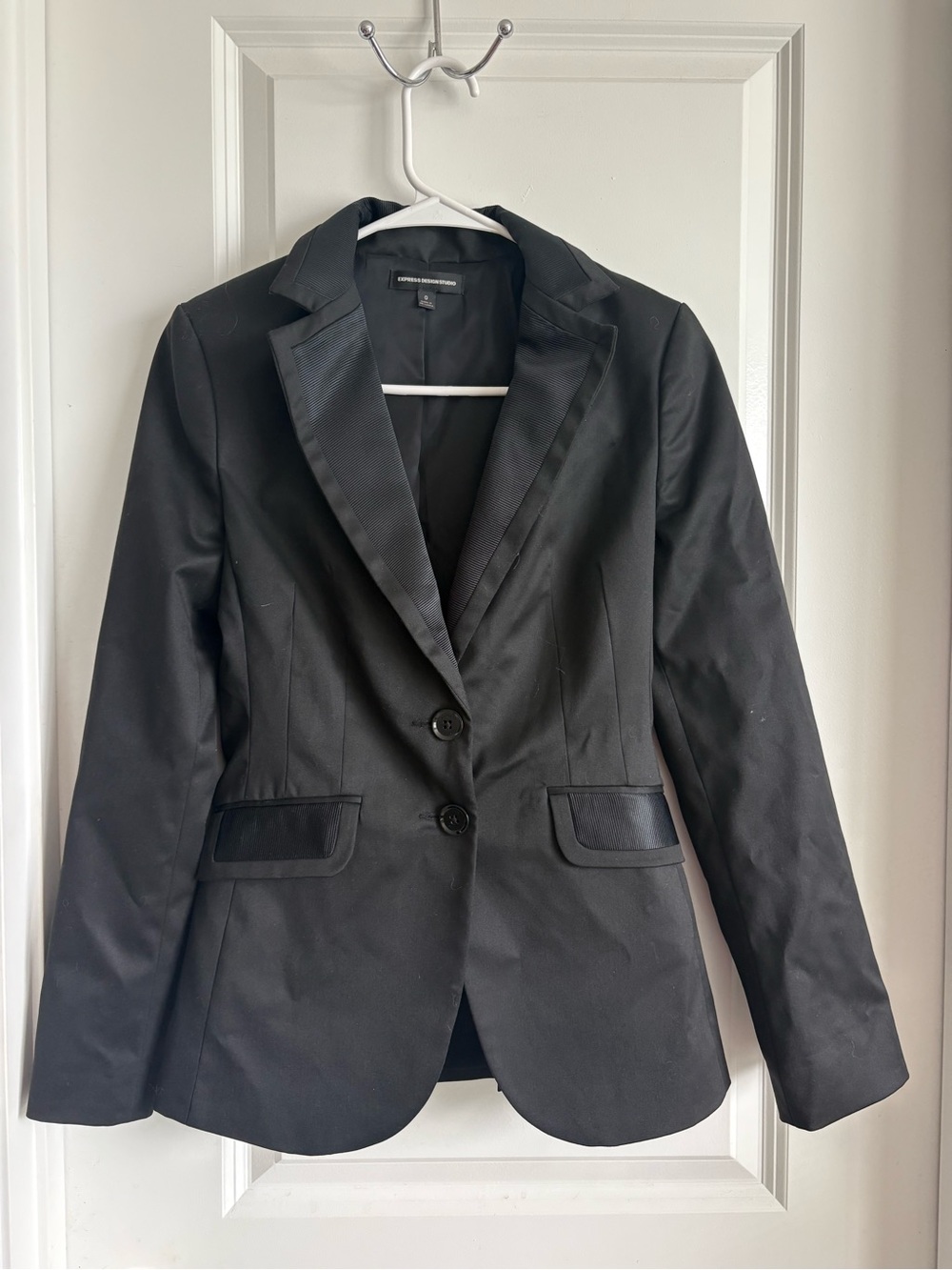 Express Black Women's Two-Button Tailored Blazer